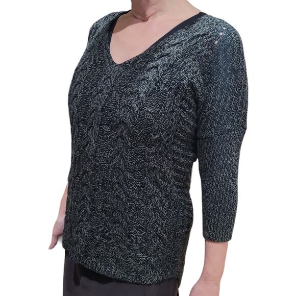 Express Gray Speckled Knit Sweater Sz S 3/4 Sleeve V-Neck Cozy Capsule Classic - Picture 3 of 10